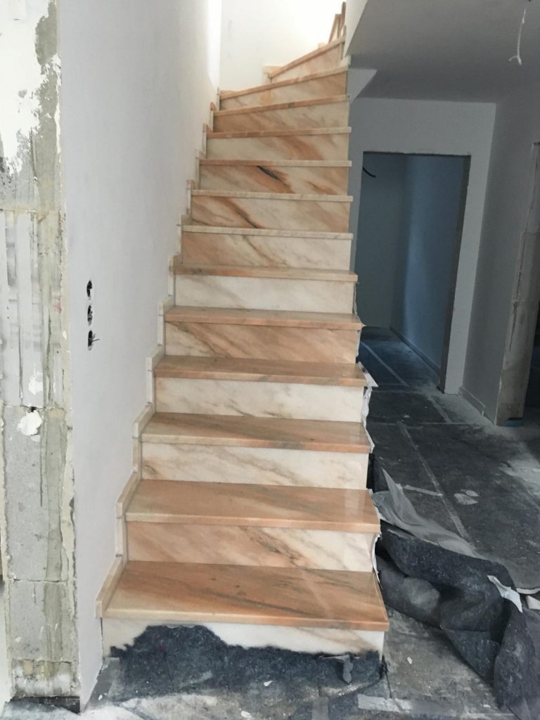 Innen bereıch Marmor Treppen
